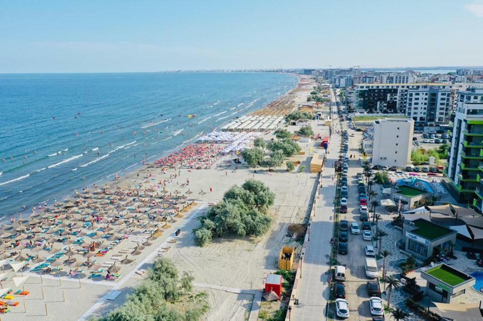 Daisy Apartament Năvodari Екстериор снимка